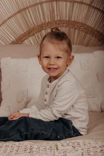 Marine-Perret-Photographie--seance-photo-famille-2ans-Logan-2025-WEB(4)